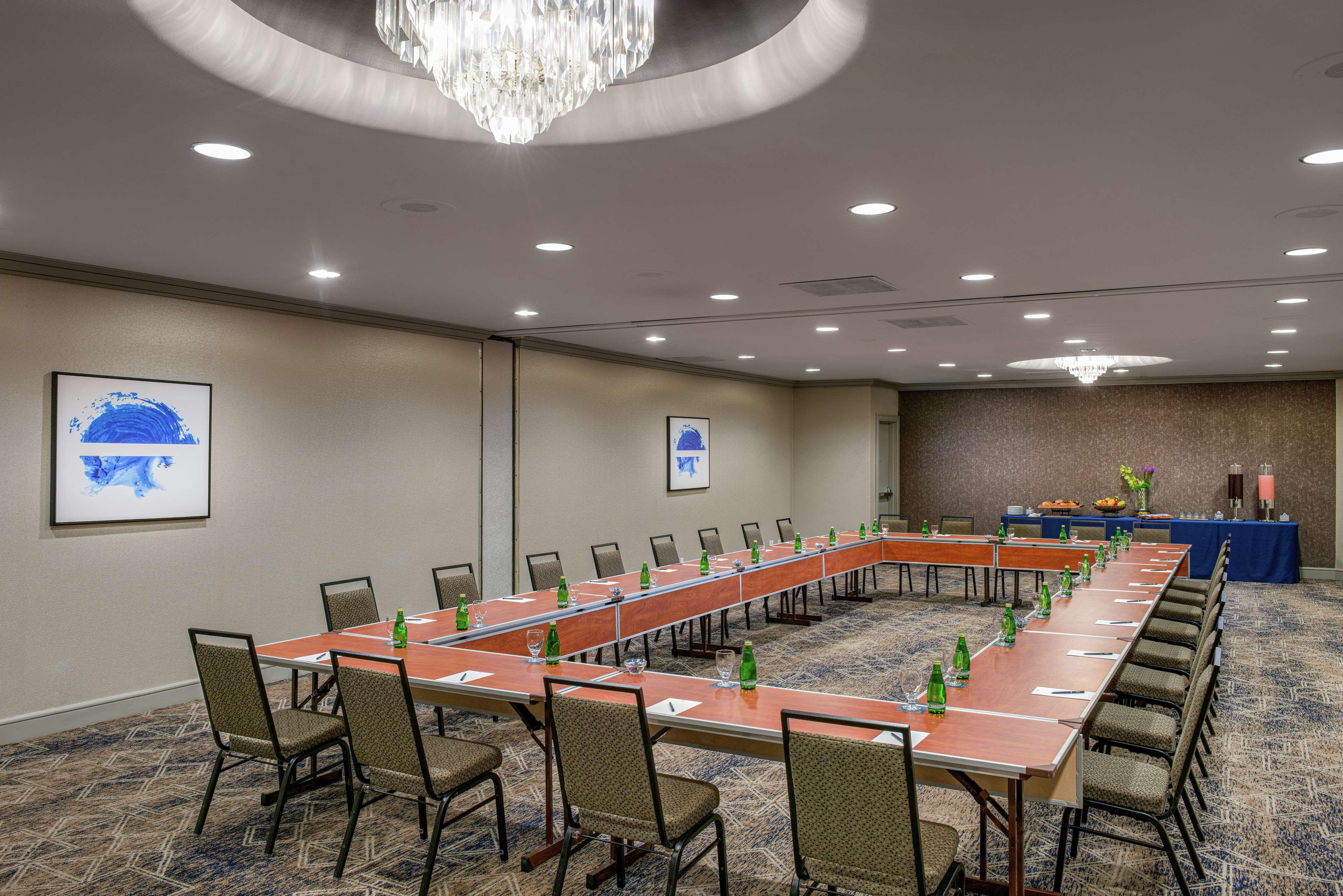 Hilton Los Angeles-Universal City מראה חיצוני תמונה