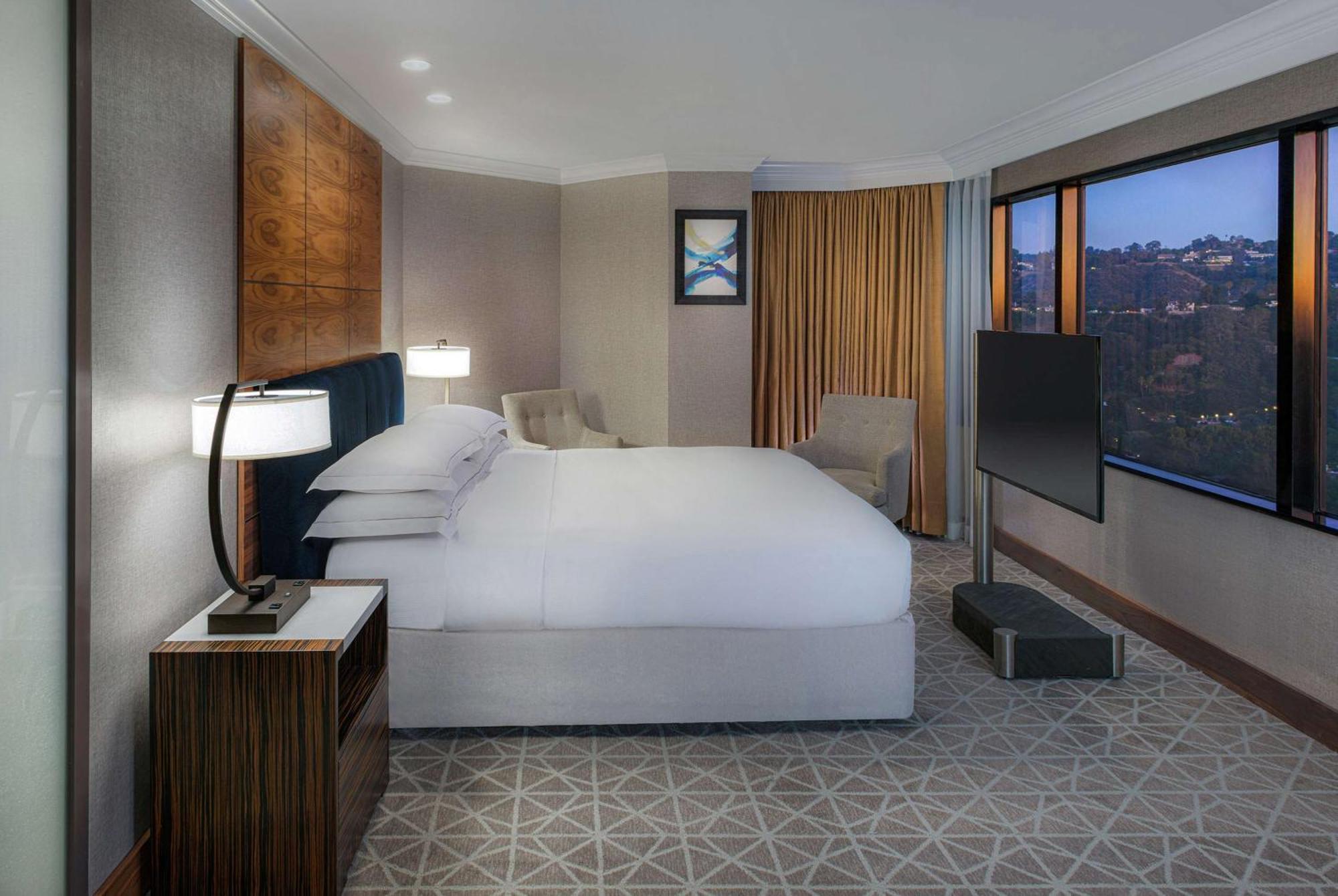 Hilton Los Angeles-Universal City מראה חיצוני תמונה
