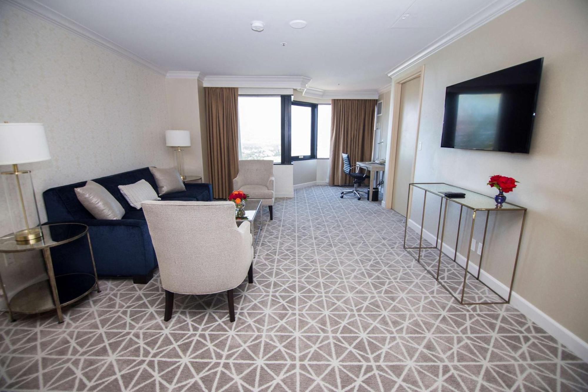 Hilton Los Angeles-Universal City מראה חיצוני תמונה